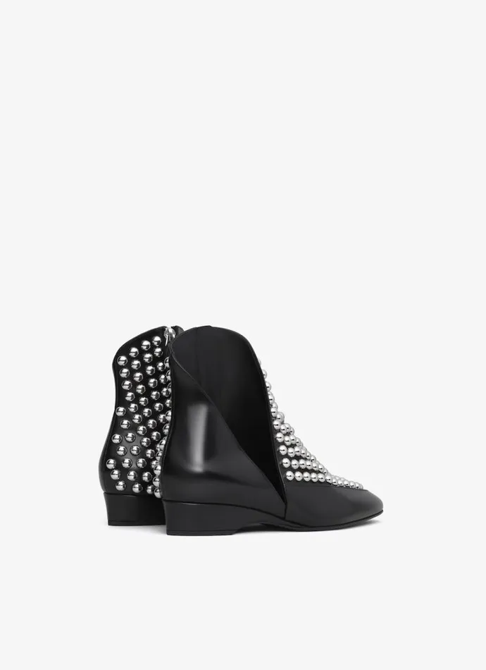 Alaa Boots and Ankle Boots ASYMETRIC ANKLE BOOTS IN GLOSSY CALFSKIN WITH STUDS Black 8211 Women Alaa Boots and Ankle Boots ASYMETRIC ANKLE BOOTS IN GLOSSY CALFSKIN WITH STUDS Black 8211 Women