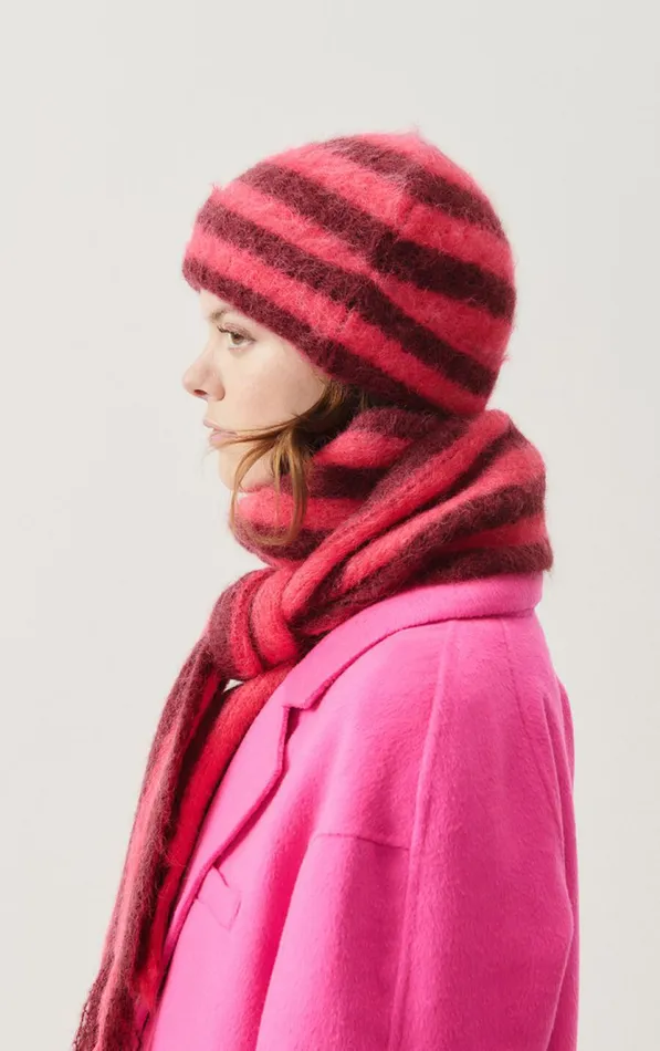 American Vintage Beanies and Caps WomenMen Beanie Bymi Burgundy And Hortensia Striped American Vintage Beanies and Caps WomenMen Beanie Bymi Burgundy And Hortensia Striped