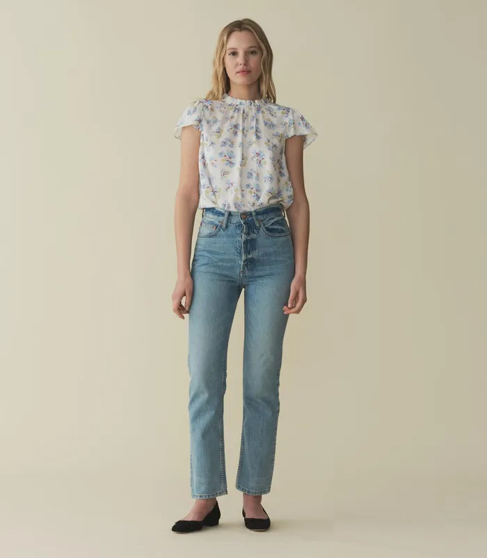 DEN Yvie Top Bleu Frolicking Floral Women Tops DEN Yvie Top Bleu Frolicking Floral Women Tops