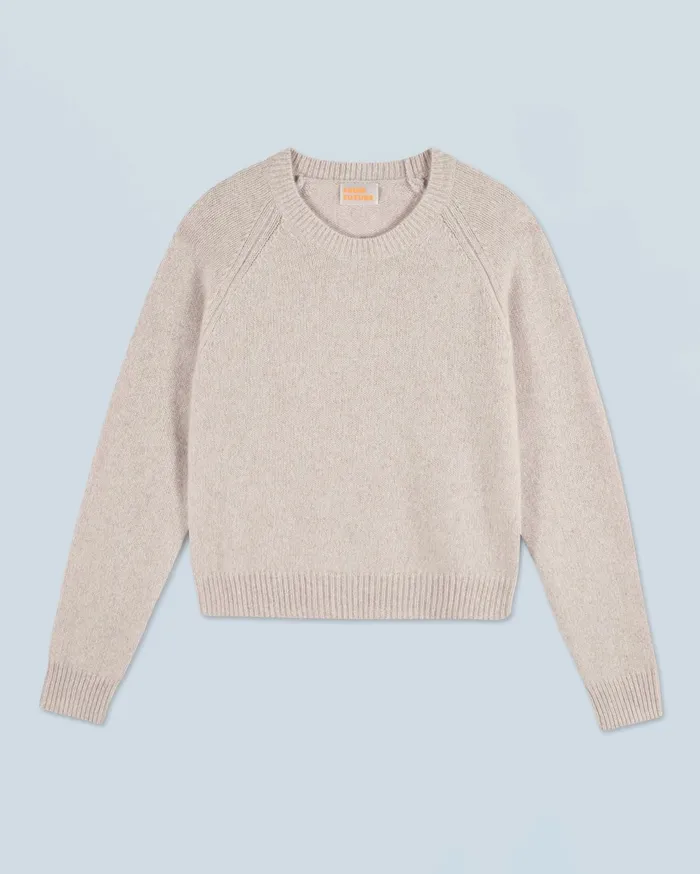 From Future Cashmere Sweaters Women Crewneck Raglan Sweater Beige Moulin