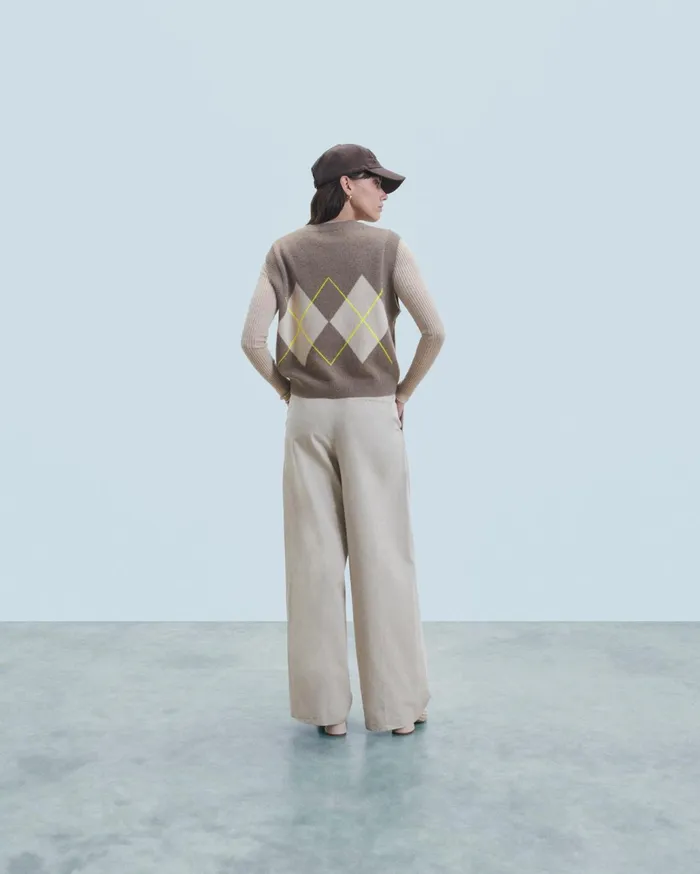 From Future Sleeveless Sweaters Women Diamond Pattern Sleeveless Sweater Taupe