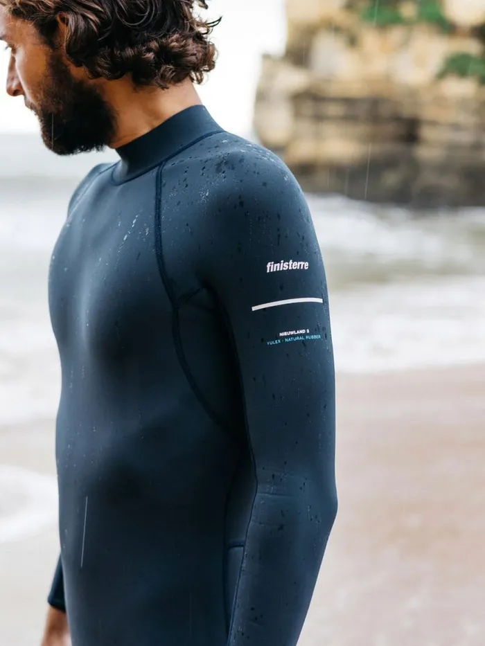 Men Nieuwland 2mm Yulex Back Zip Long Sleeve Shorty Wetsuit Dark Ozone Finisterre Wetsuits Men Nieuwland 2mm Yulex Back Zip Long Sleeve Shorty Wetsuit Dark Ozone Finisterre Wetsuits