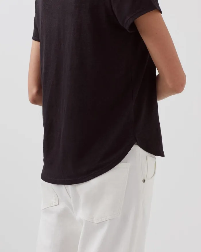 Women Amandine 8211 Linen Round Neck TShirt Black Beauty Comptoir Des Cotonniers TShirts Women Amandine 8211 Linen Round Neck TShirt Black Beauty Comptoir Des Cotonniers TShirts