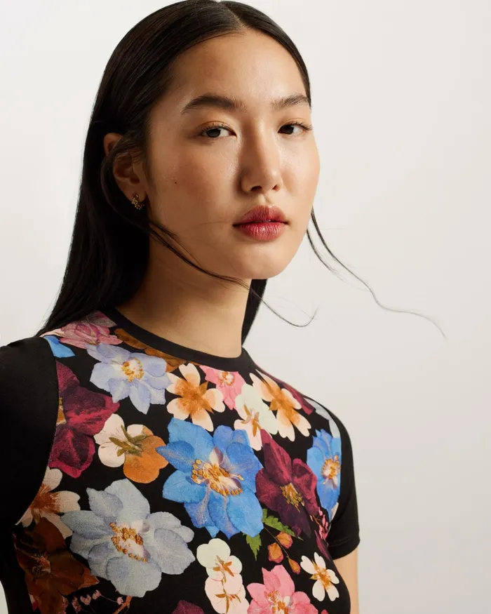 Women BEALAA 8211 Floral Print Fitted TShirt Black Ted Baker Tops and Blouses Women BEALAA 8211 Floral Print Fitted TShirt Black Ted Baker Tops and Blouses