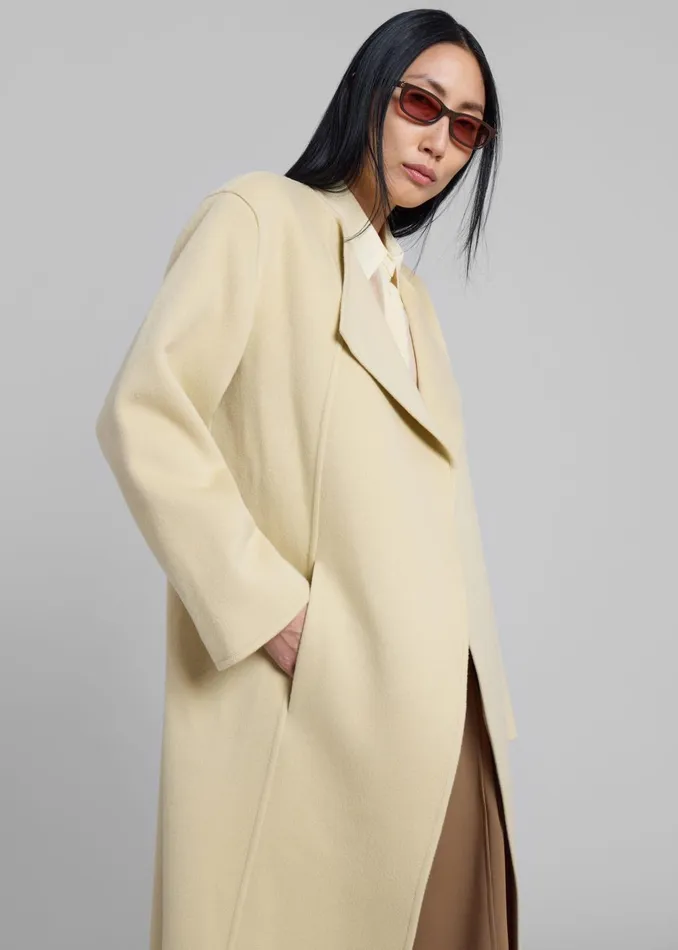Women Kiva Wool Coat 8211 Beige The Frankie Shop Outerwear