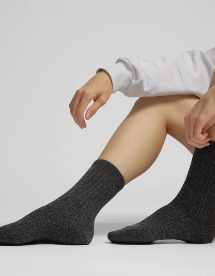 Women Merino Wool Blend Sock Scarlet Red Colorful Standard Socks